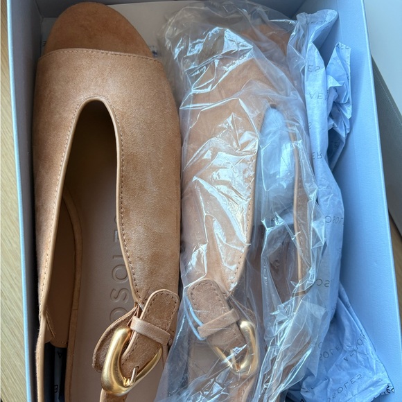 Elegant Tan Women's Slingback Heels - Picture 9 of 9